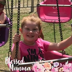 Meet your Posher, Danielle